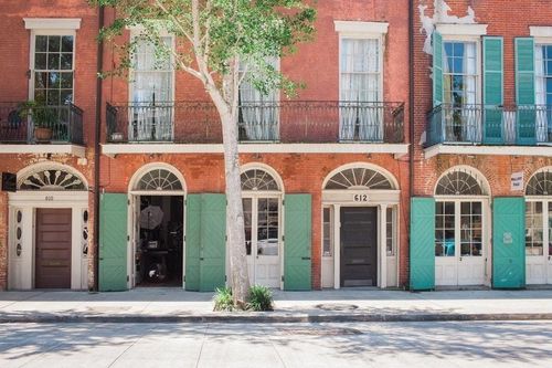 d-612 Julia St, New Orleans, LA, 70130-3710 | Card Image