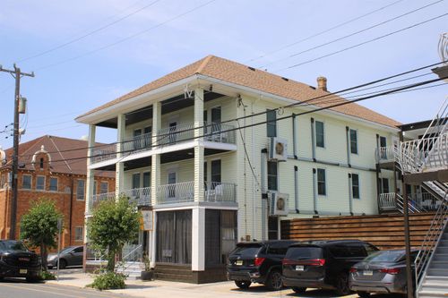 1-313 E Glenwood Ave, Wildwood, NJ, 08260-4917 | Card Image