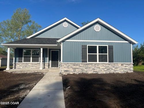 14 S Roane St, Webb City, MO, 64870-2141 | Card Image