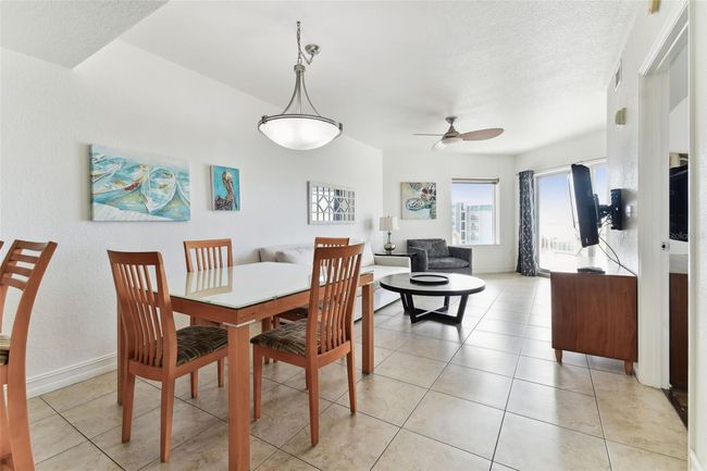507 - 11605 Gulf Blvd, Condo with 2 bedrooms, 2 bathrooms and null parking in TREASURE ISLAND FL | Image 15