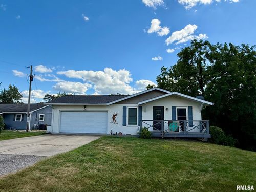 231 N Shore Dr, Petersburg, IL, 62675-9766 | Card Image