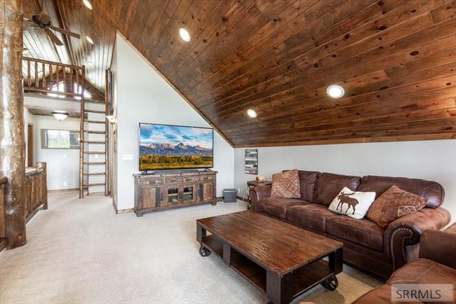 3568 S Beaver Springs Rd, House other with 3 bedrooms, 2 bathrooms and 6 parking in Island Park ID | Image 27