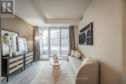 1208-8119 Birchmount Rd, Unionville, ON, L6G0H5 | Card Image