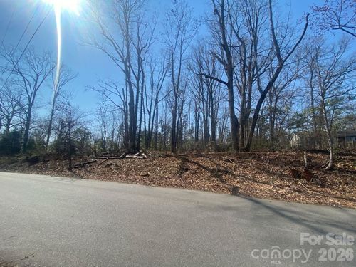 4001 Brookwood Rd, Charlotte, NC, 28215-8753 | Card Image
