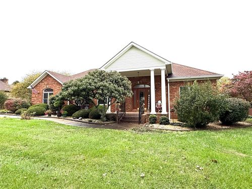 166 Farmer Ln, Bowling Green, KY, 42104-8573 | Card Image