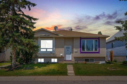 199 Cedardale Rd Sw, Calgary, AB, T2W5A8 | Card Image