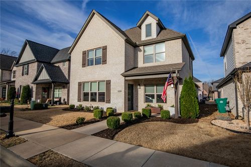 5208 S Brookmere St, Rogers, AR, 72758-5097 | Card Image