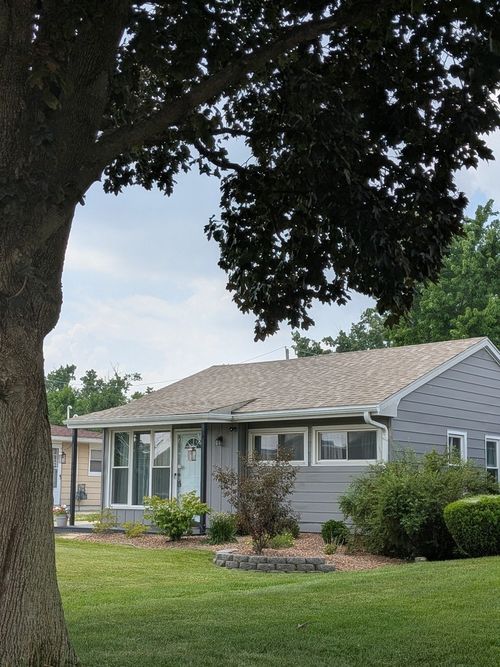 5328 9th Ave, Countryside, IL, 60525-3601 | Card Image