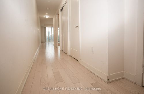 816-330 Richmond St W, Toronto, ON, M5V0M4 | Card Image