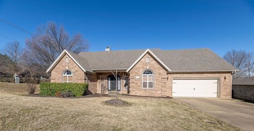 3420 E Madison Dr, Fayetteville, AR, 72701-2924 | Card Image