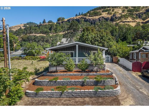308 E Humboldt St, Bingen, WA, 98605-9139 | Card Image