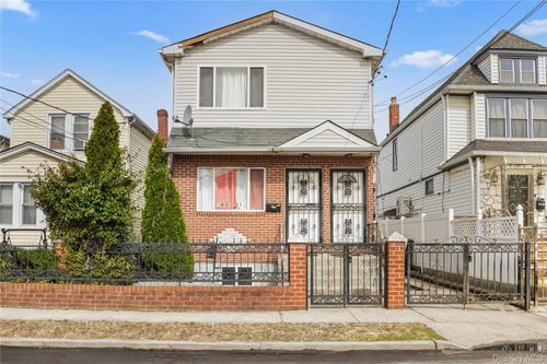 16421 109th Drive, New York, NY, 11433 | Card Image