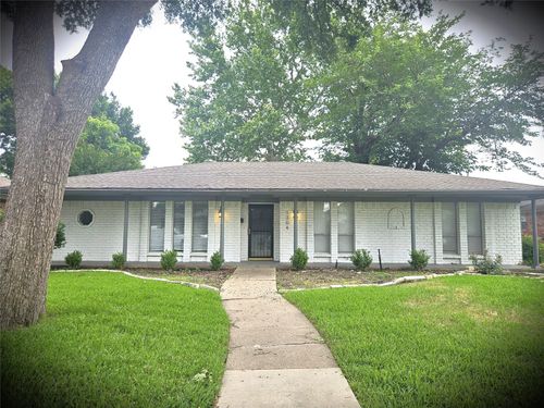 1304 Oakhill Dr, Plano, TX, 75075-8764 | Card Image