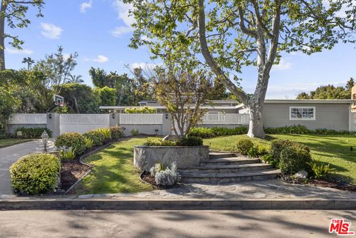 1233 Corsica Dr, Pacific Palisades, CA, 90272-4017 | Card Image