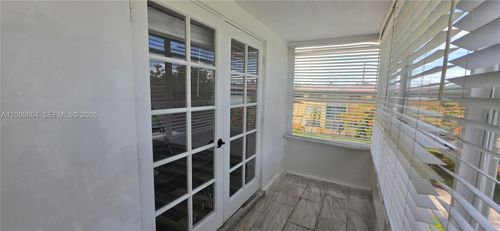 d336-20201 Ne 29th Ct, Aventura, FL, 33180-2057 | Card Image