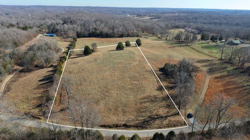 1 W Dry Hollow Rd, Dickson, TN, 37055 | Card Image