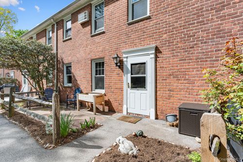 b34-100 Cedar St, Dobbs Ferry, NY, 10522-1025 | Card Image