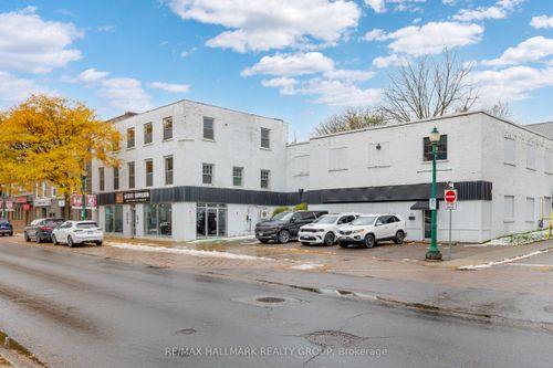 {{alt}} | Card Image