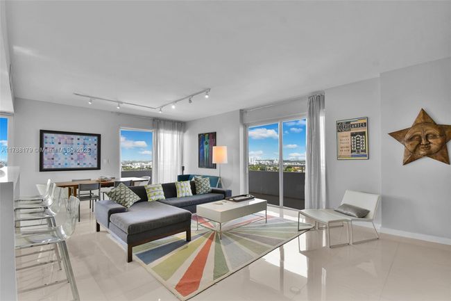 PHH - 9225 Collins Ave, Condo with 3 bedrooms, 3 bathrooms and null parking in Surfside FL | Image 14