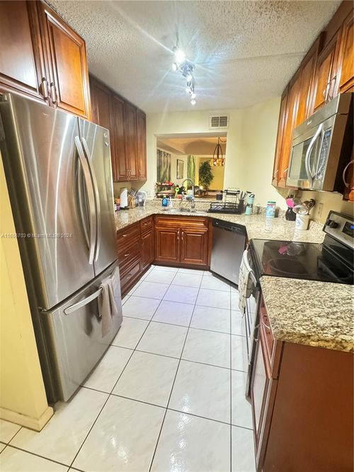 208-23345 Carolwood Ln, Boca Raton, FL, 33428-2146 | Card Image