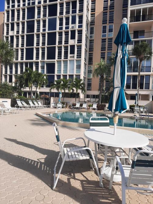 107-7400 Sun Island Dr S, SOUTH PASADENA, FL, 33707-4424 | Card Image