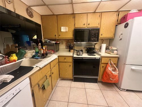 apt-304-9531 Seagrape Dr, Davie, FL, 33324-5980 | Card Image