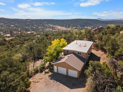 40 Mulberry Loop, Cedar Crest, NM, 87008 | Card Image