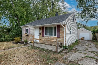 400 W Main Street, House other with 2 bedrooms, 1 bathrooms and null parking in West Carrollton OH | Image 2