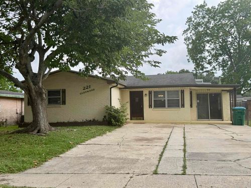 221 Glenwood Street, Morgan City, LA, 70380 | Card Image