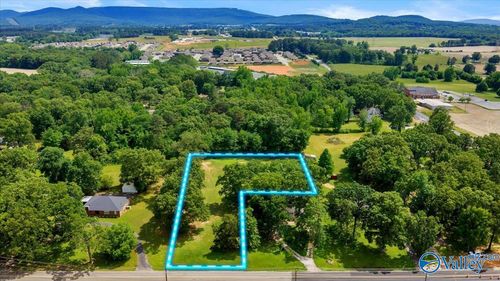 6620 Moores Mill Road, Huntsville, AL, 35811 | Card Image
