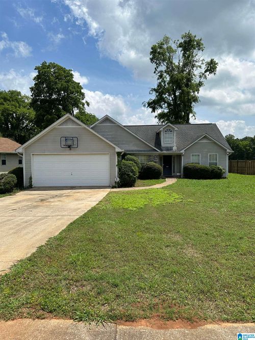 1751 Bradford Ln, BESSEMER, AL, 35022-8312 | Card Image