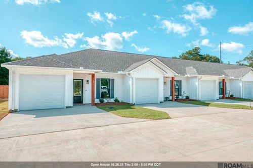 a-8739 Lockhart Rd, Denham Springs, LA, 70726-8338 | Card Image