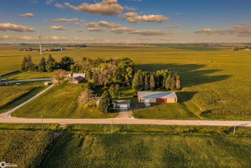1995 Pine Ave, Garner, IA, 50438-8634 | Card Image