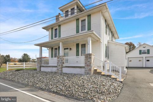 136 Beaver Creek Rd, FLEETWOOD, PA, 19522-9712 | Card Image