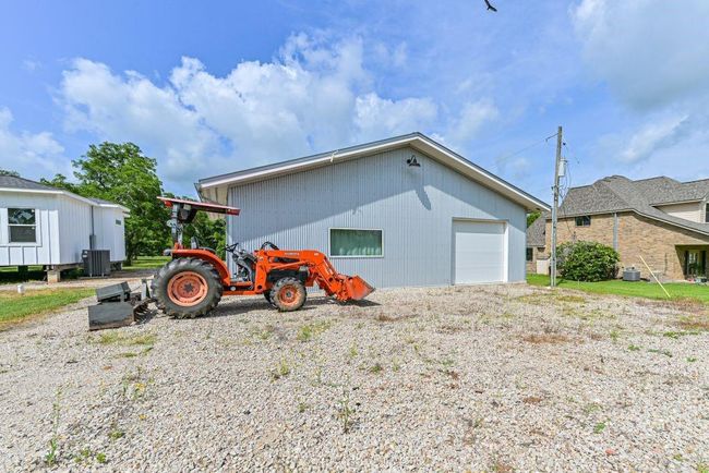 CR400 - 4294 Brazos River Rd, House other with 3 bedrooms, 2 bathrooms and 3 parking in Freeport TX | Image 6