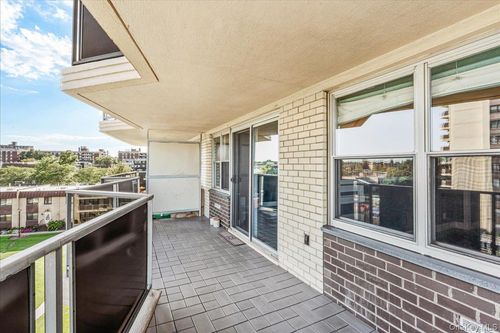 apt-5f-17 215th St, Bayside, NY, 11360-1708 | Card Image