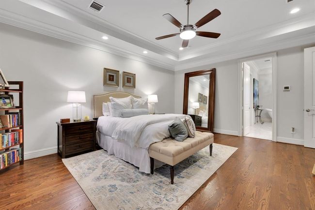 Recessed reading lights, intentionally placed above the bed, provide a thoughtful and cozy detail that enhances both form and function. | Image 23