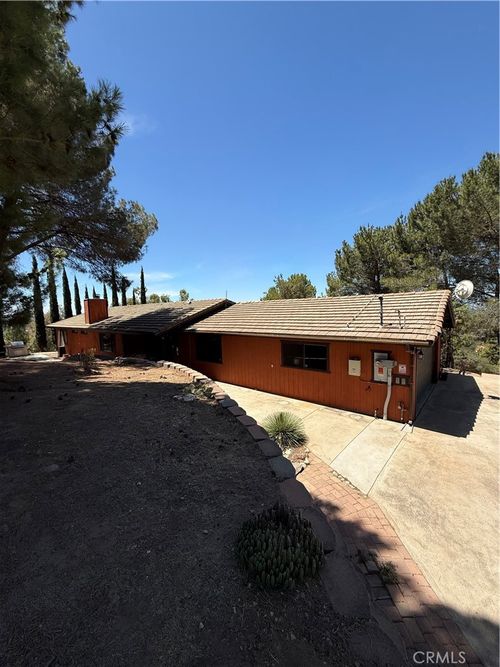 27258 Kiavo Dr, Valley Center, CA, 92082 | Card Image