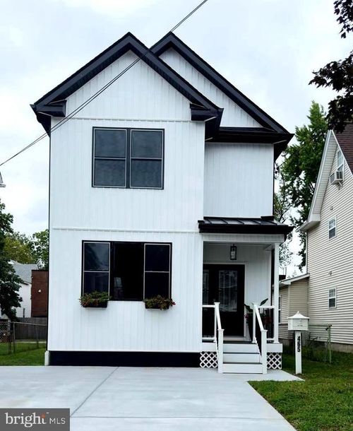 465 Laurel St, BEVERLY, NJ, 08010-3442 | Card Image