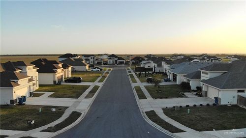 140 Heron Dr, Los Fresnos, TX, 78566-0880 | Card Image