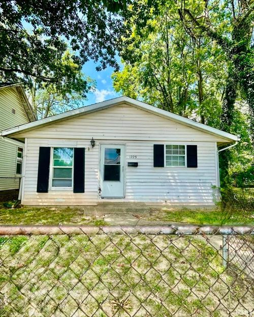 1225 S Linwood Ave, Evansville, IN, 47713-2123 | Card Image