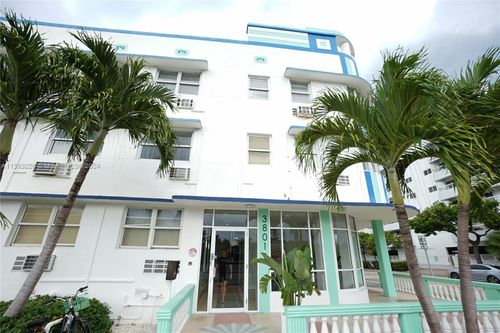201-3801 Indian Creek Dr, Miami Beach, FL, 33140-3707 | Card Image