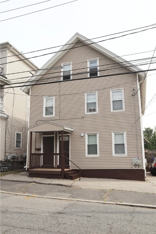 Harold St, Providence, RI 02908
