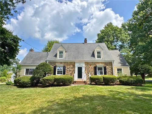 200 E Washington Blvd, Grove City, PA, 16127-1934 | Card Image