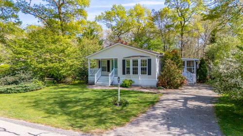 355 Leisure Dr, South Kingstown, RI, 02879-4418 | Card Image