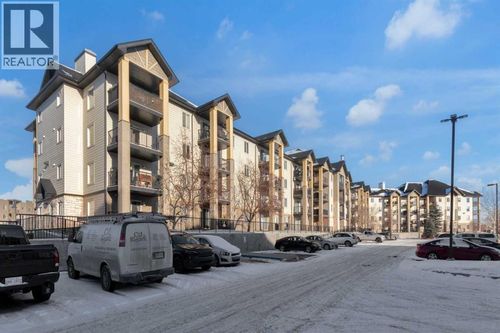 8425-304 Mackenzie Way Sw, Airdrie, AB, T4B3H8 | Card Image