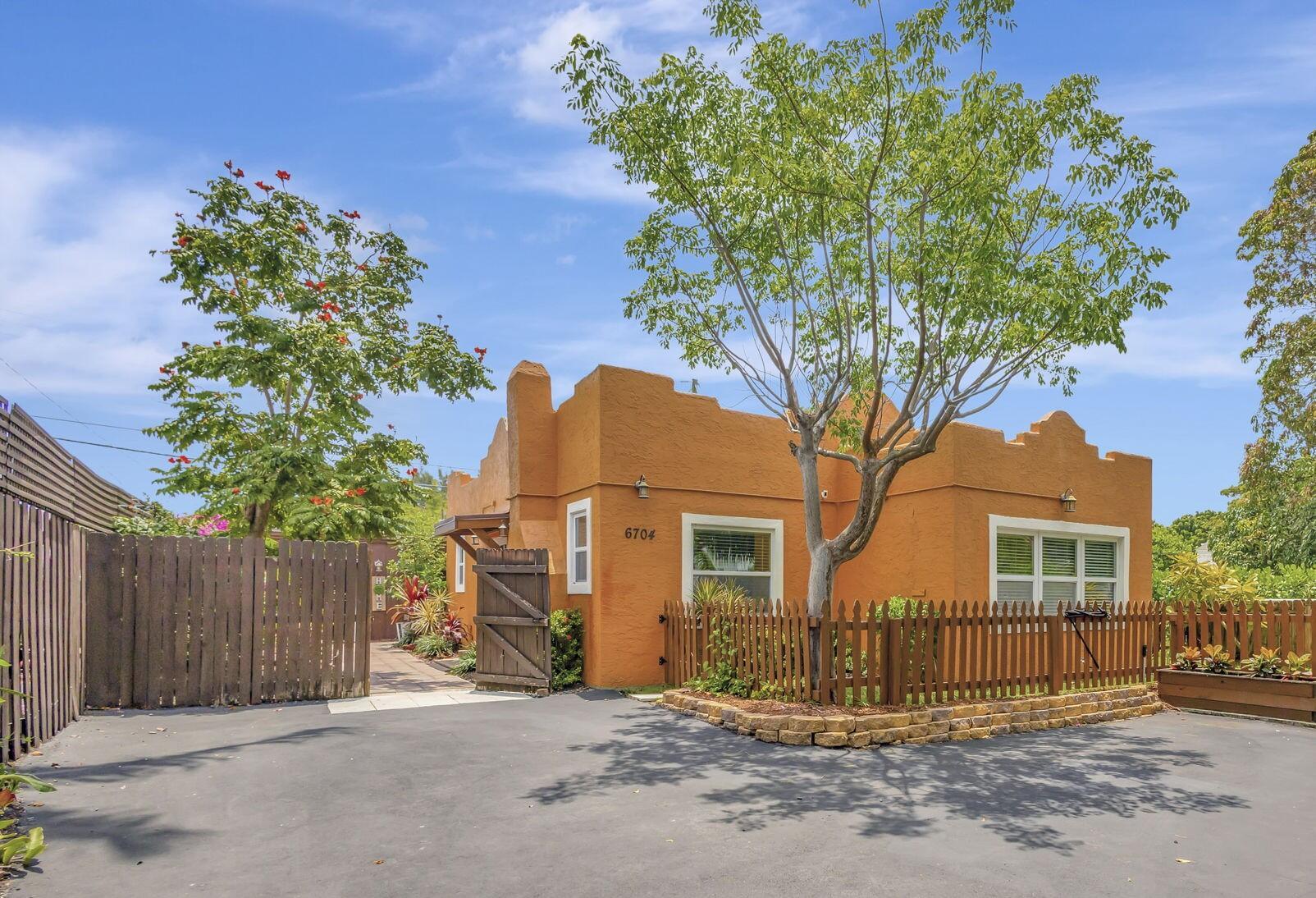 Garden Ave, West Palm Beach, FL 33405