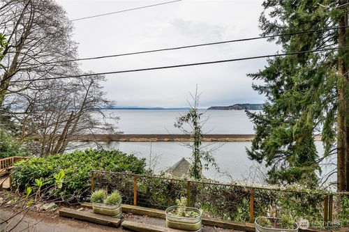 12733 Possession Ln, Edmonds, WA, 98026-3151 | Card Image