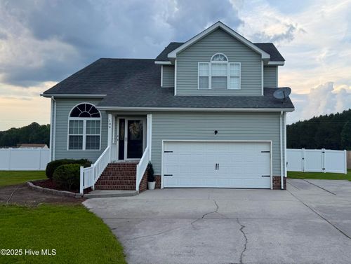 104 Whitetail Ct, South Mills, NC, 27976-9454 | Card Image