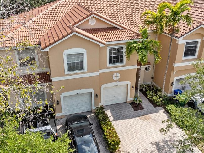 12468 Sw 44 Th Ct, Townhouse with 3 bedrooms, 3 bathrooms and null parking in Miramar FL | Image 25